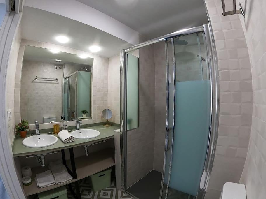 Roch - Stylish Near Metro Apartamento *